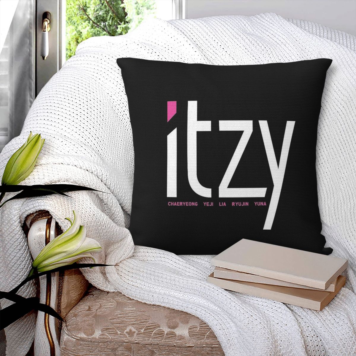 Itzy Band Dalla Dalla vierkant - Home Decor Dallas recensie en prijs